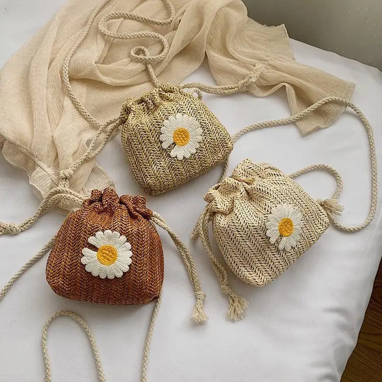 Straw Crossbody Bags