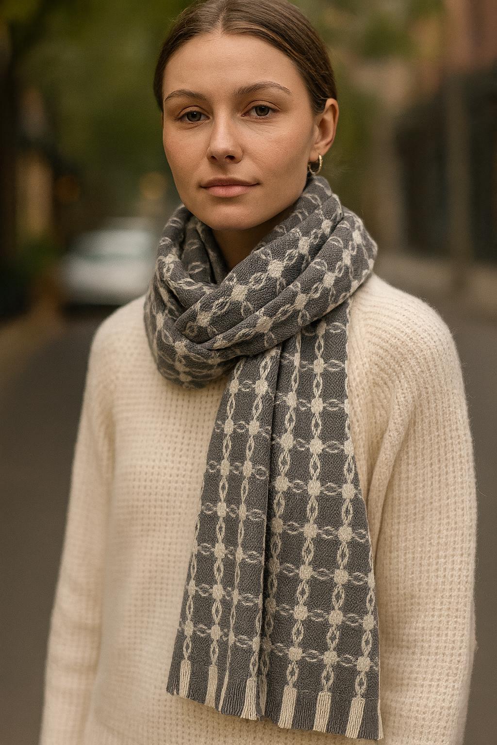 Checkered Chain-Link Shawl 190x70 cm